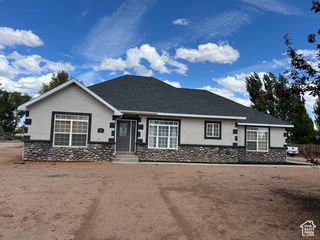 207 S STONEGATE DR, Roosevelt, UT 84066