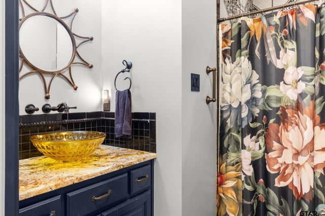 304 CR 2311, Mineola, TX 75773