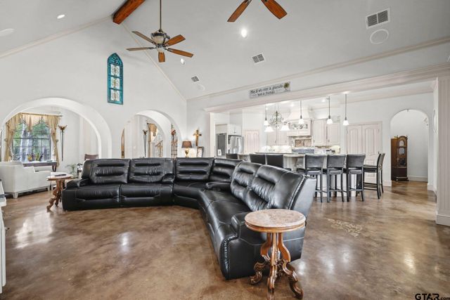 304 CR 2311, Mineola, TX 75773