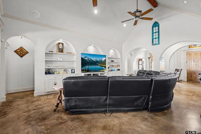 304 CR 2311, Mineola, TX 75773