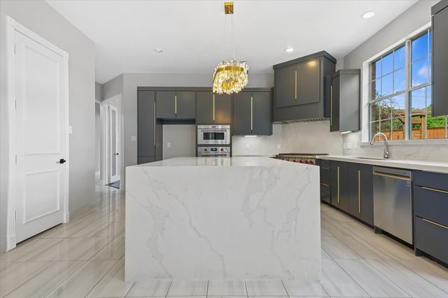 503 Indian Paintbrush Way, Southlake, TX 76092