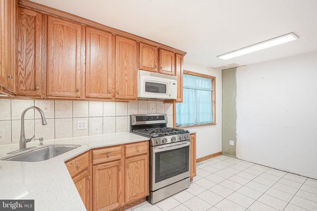 127 OXFORD PL, Williamstown, NJ 08094
