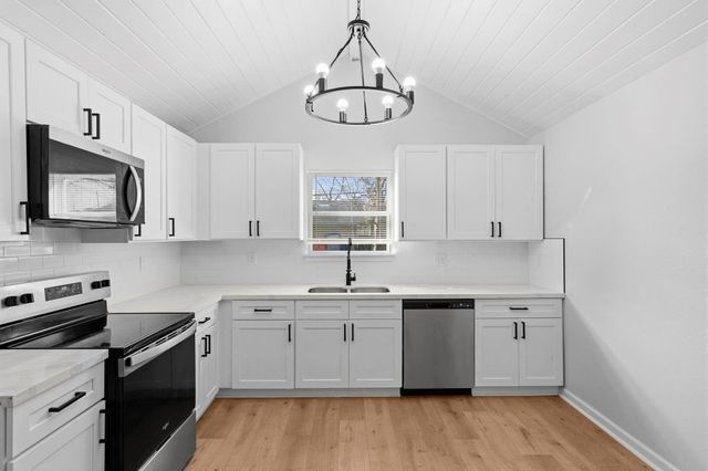 2429 Cliff Dale Street, Houston, TX 77091