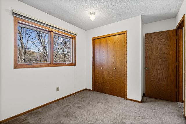 7521 Xerxes Avenue N, Brooklyn Park, MN 55444