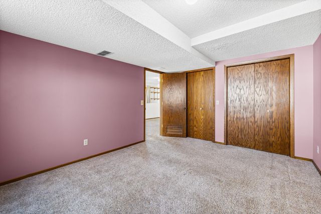 7521 Xerxes Avenue N, Brooklyn Park, MN 55444