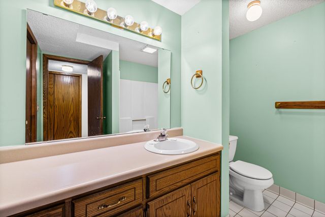 7521 Xerxes Avenue N, Brooklyn Park, MN 55444