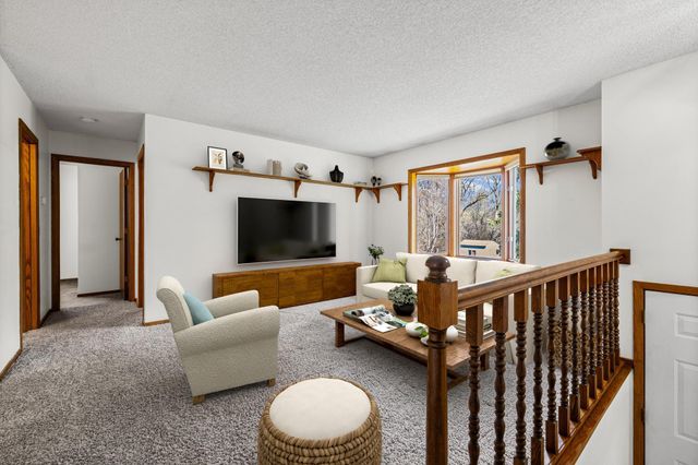 7521 Xerxes Avenue N, Brooklyn Park, MN 55444