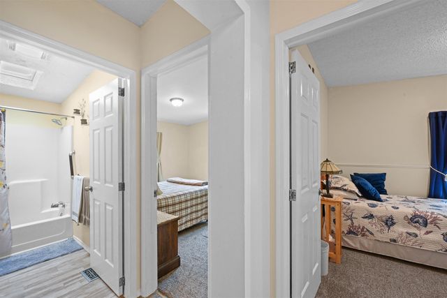 92 Hilltop Circle, Richmond, VT 05477