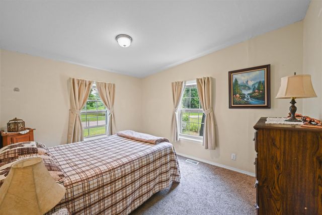 92 Hilltop Circle, Richmond, VT 05477