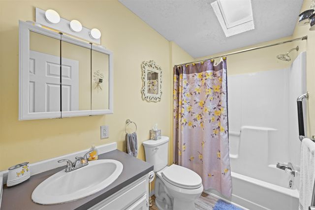 92 Hilltop Circle, Richmond, VT 05477