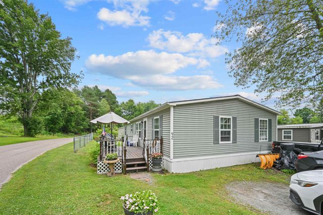 92 Hilltop Circle, Richmond, VT 05477