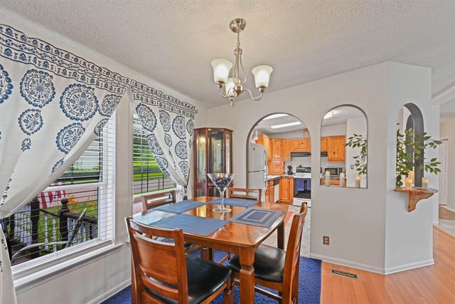 92 Hilltop Circle, Richmond, VT 05477