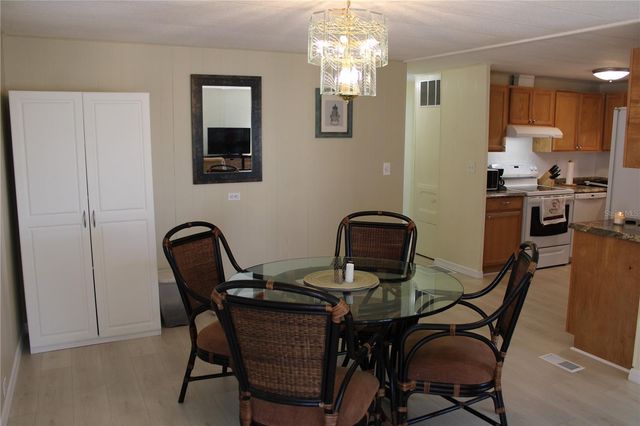 5316 53RD AVENUE E Q111, Bradenton, FL 34203