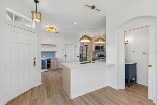 6054 54TH STREET N, St Petersburg, FL 33709