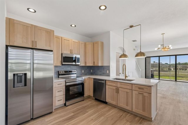 6054 54TH STREET N, St Petersburg, FL 33709