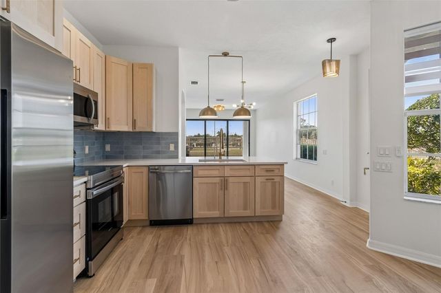 6054 54TH STREET N, St Petersburg, FL 33709