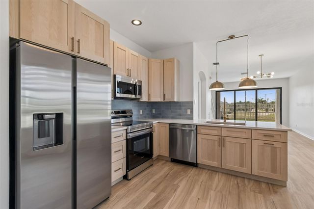 6054 54TH STREET N, St Petersburg, FL 33709