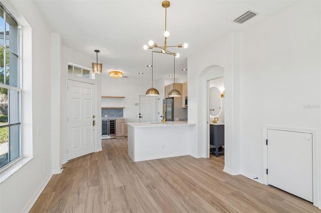 6054 54TH STREET N, St Petersburg, FL 33709