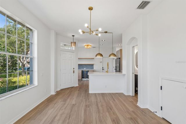 6054 54TH STREET N, St Petersburg, FL 33709