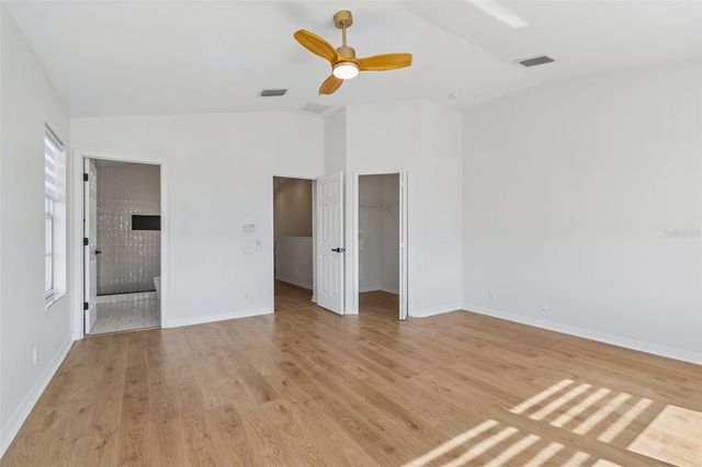 6054 54TH STREET N, St Petersburg, FL 33709