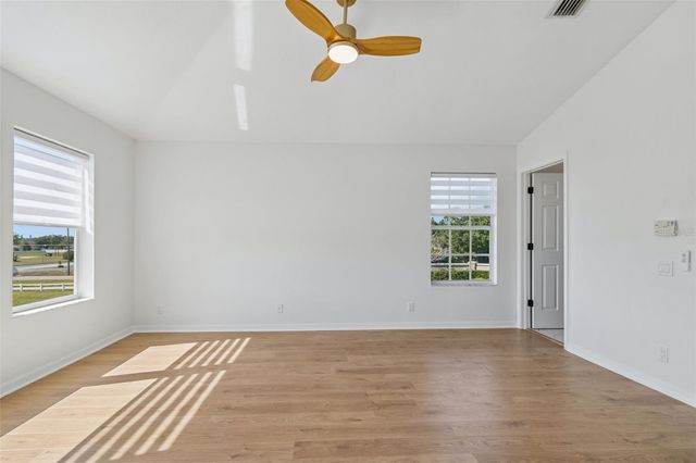 6054 54TH STREET N, St Petersburg, FL 33709