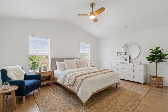 6054 54TH STREET N, St Petersburg, FL 33709