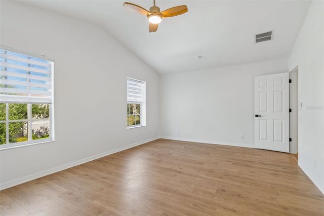 6054 54TH STREET N, St Petersburg, FL 33709