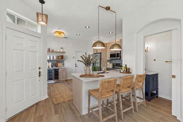 6054 54TH STREET N, St Petersburg, FL 33709