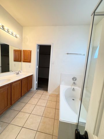 10125 Sourwood Drive, Fort Worth, TX 76244