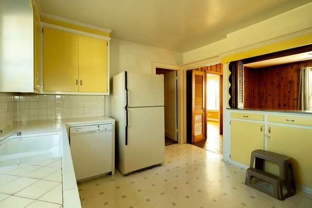 2556 Lakeland Dr, Nashville, TN 37214