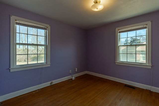 2556 Lakeland Dr, Nashville, TN 37214