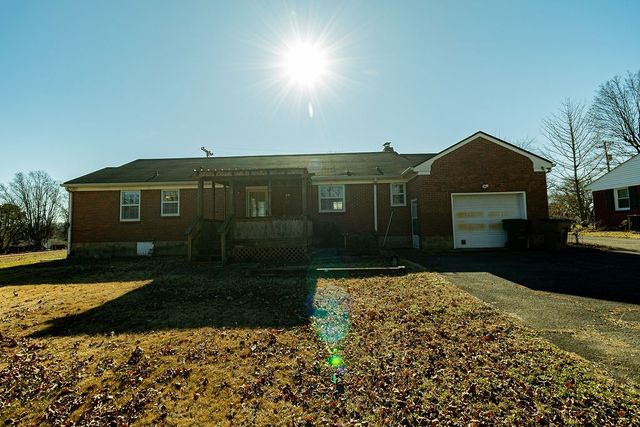 2556 Lakeland Dr, Nashville, TN 37214