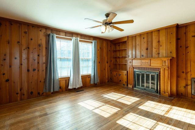 2556 Lakeland Dr, Nashville, TN 37214