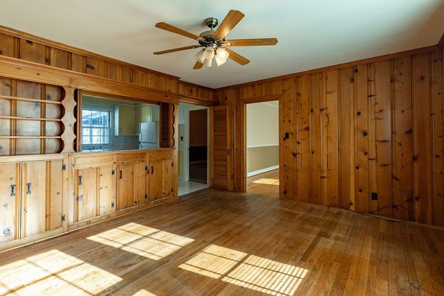 2556 Lakeland Dr, Nashville, TN 37214