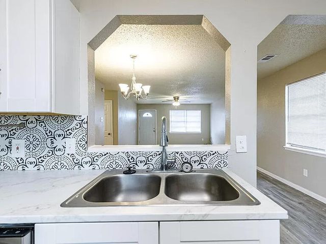 4634 Fordham Street, Lubbock, TX 79416