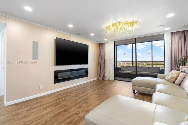 600 Three Islands Blvd 604, Hallandale Beach, FL 33009