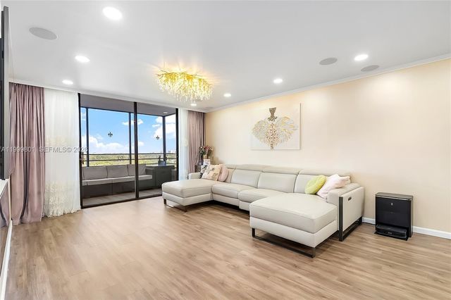 600 Three Islands Blvd 604, Hallandale Beach, FL 33009