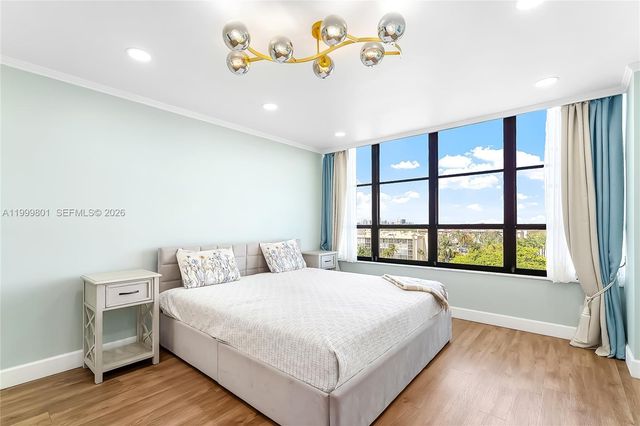 600 Three Islands Blvd 604, Hallandale Beach, FL 33009