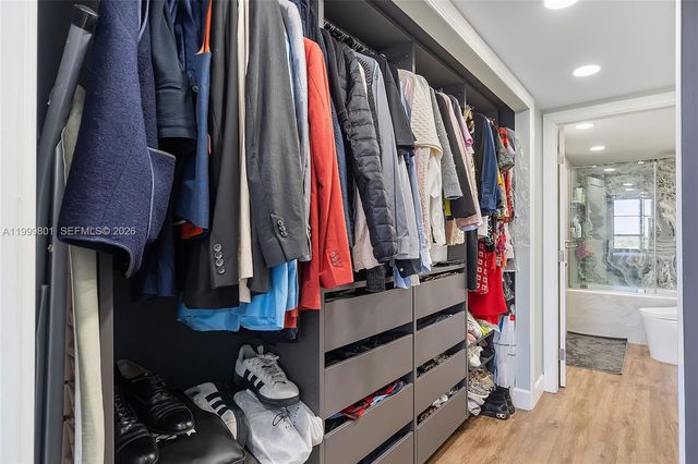 600 Three Islands Blvd 604, Hallandale Beach, FL 33009