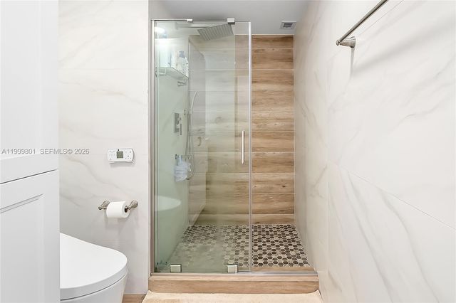 600 Three Islands Blvd 604, Hallandale Beach, FL 33009