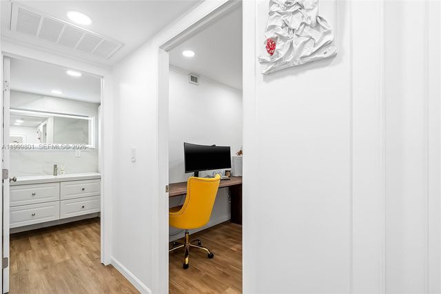 600 Three Islands Blvd 604, Hallandale Beach, FL 33009