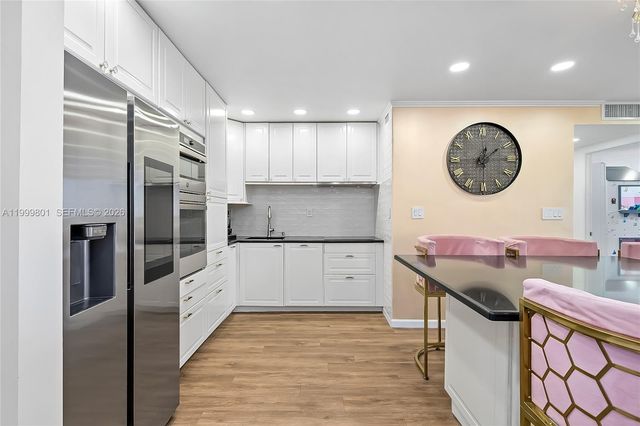 600 Three Islands Blvd 604, Hallandale Beach, FL 33009