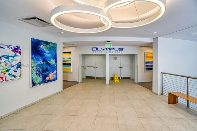 600 Three Islands Blvd 604, Hallandale Beach, FL 33009