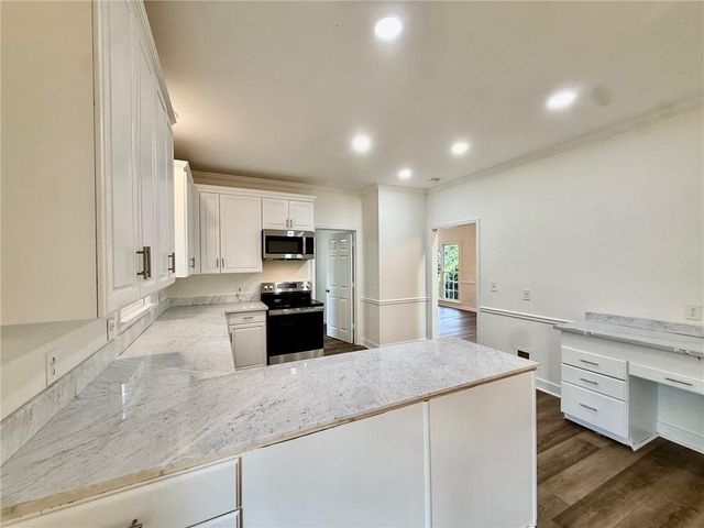 3607 Hampstead Lane NE, Roswell, GA 30075