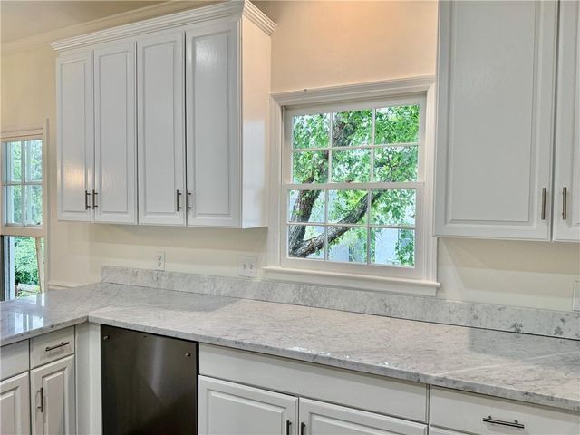 3607 Hampstead Lane NE, Roswell, GA 30075