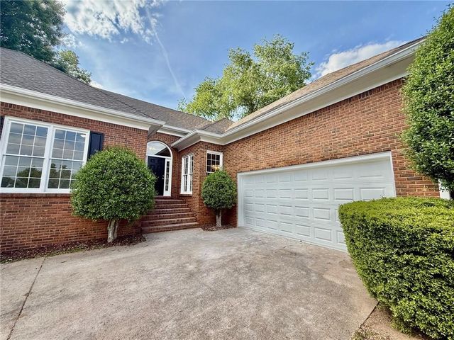 3607 Hampstead Lane NE, Roswell, GA 30075