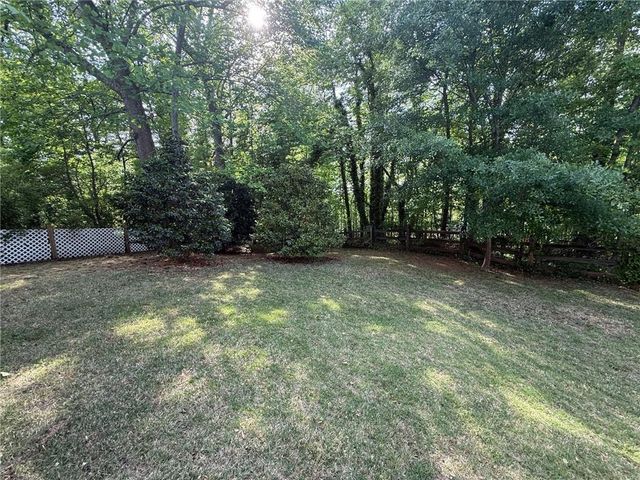 3607 Hampstead Lane NE, Roswell, GA 30075