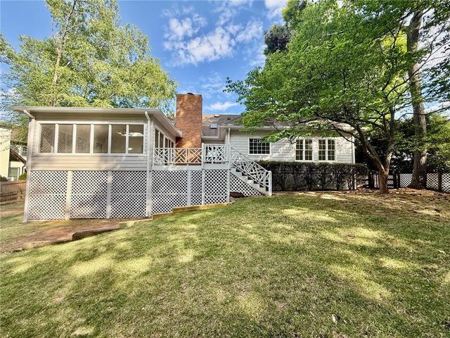 3607 Hampstead Lane NE, Roswell, GA 30075