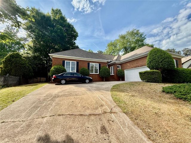 3607 Hampstead Lane NE, Roswell, GA 30075