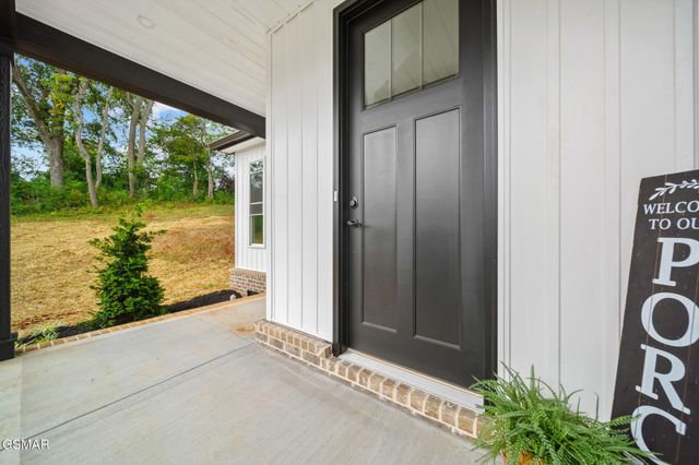 340 Battlefield Drive, Dandridge, TN 37725
